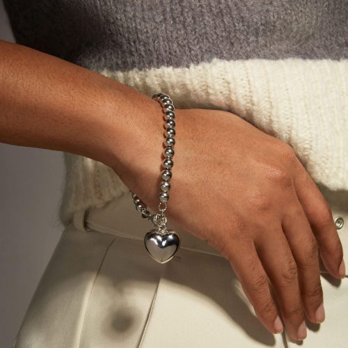 BIG HEARTED PUFFED BRACELET ON BODY