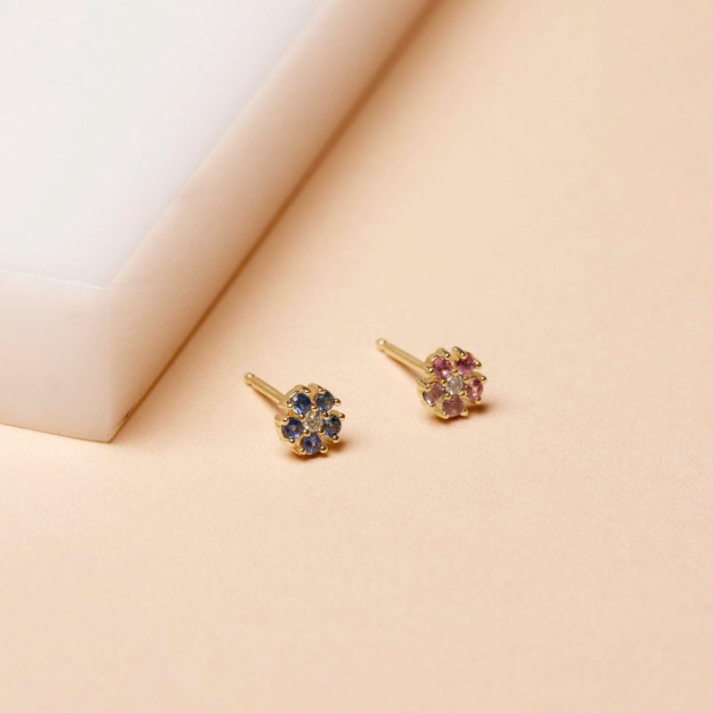 BLUE SAPPHIRE AND DIAMOND FLOWER STUD EDITORIAL COLLECTION