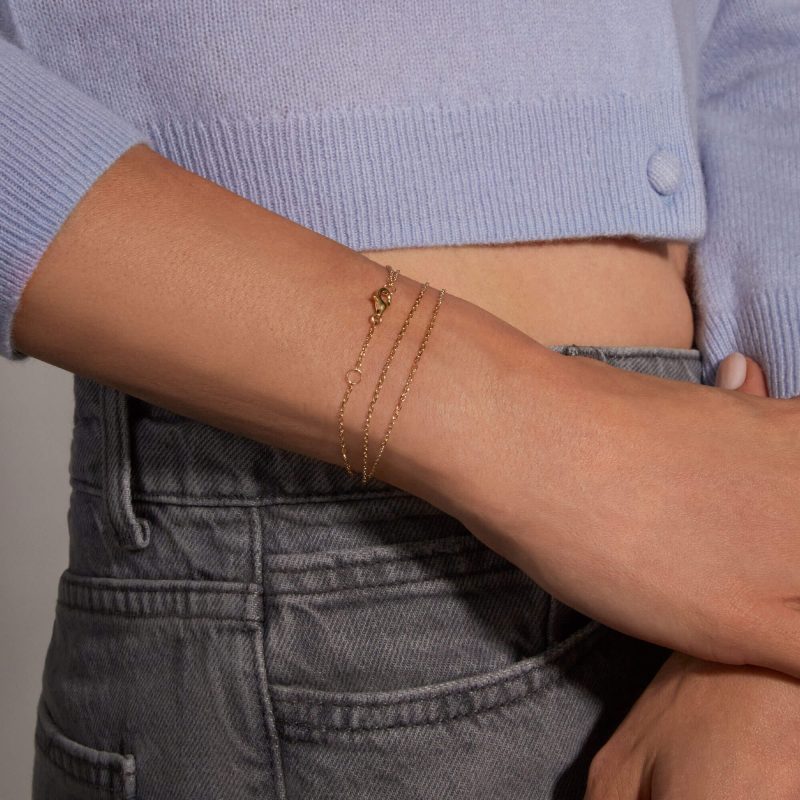 BRACELET CHAIN ON BODY 2