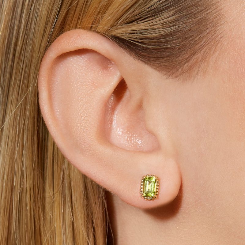 CANDY PERIDOT STUDS ON BODY