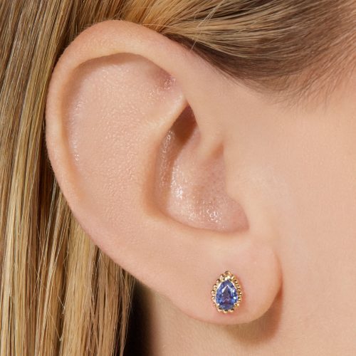 CANDY SAPPHIRE STUDS ON BODY