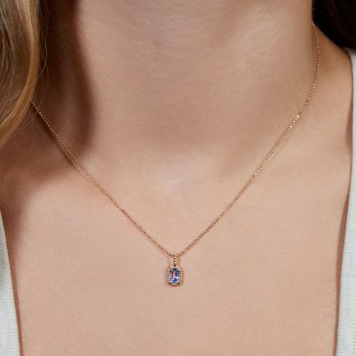 CANDY TANZANITE PENDANT ON BODY