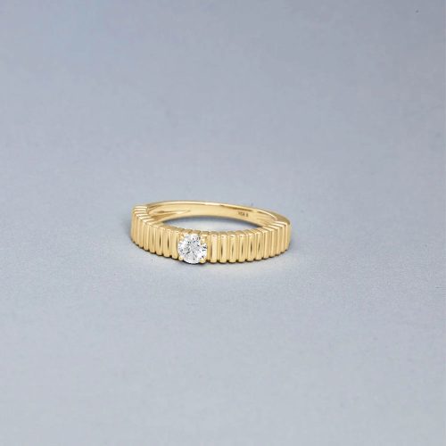 CHER RING EDITORIAL b264b240 51df 4149 8407 73f5453ce99c