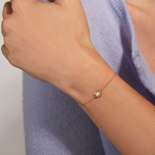 DIAMOND BUTTON BRACELET ON BODY