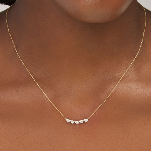 DIAMOND DEWDROP NECKLACE ON BODY