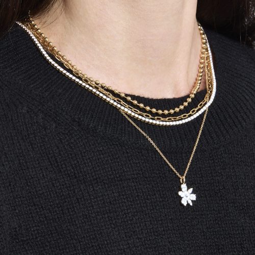 DIAMOND MAGNOLIA NECKLACE WEAR IT WITH