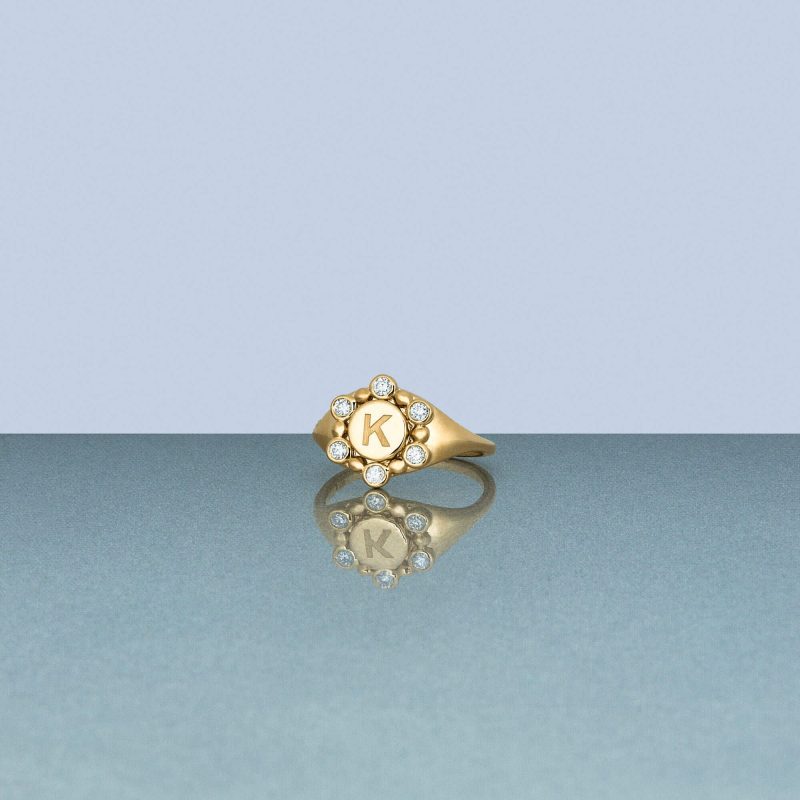 DIAMOND ORBIT PINKY SIGNET RING EDITORIAL