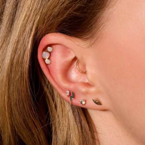 DOUBLE DIAMOND PIERCING EARRING ON BODY