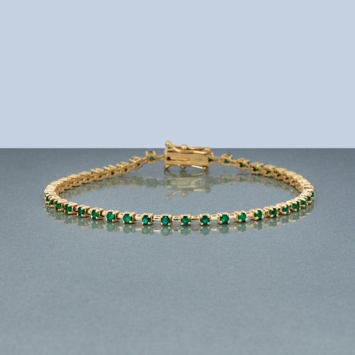 EMERALD ACE TENNIS BRACELET EDITORIAL