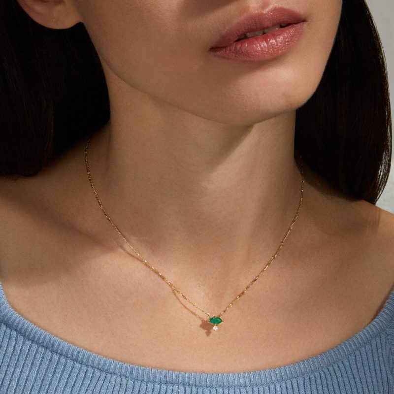 EMERALD MARQUISE NECKLACE ON BODY