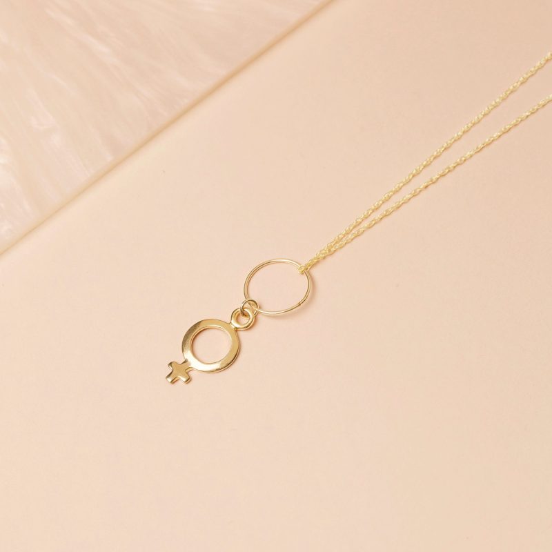 GIRLS SUPPORT GIRLS DOUBLE HOOP CHARM NECKLACE EDITORIAL