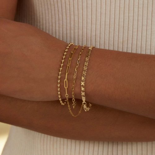 GOLD BALL CHAIN BRACELET STYLED ONBODY