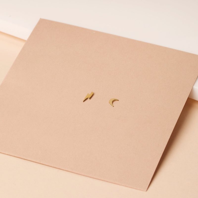 GOLD LIGHTNING BOLT STUD EDITORIAL COLLECTION 1