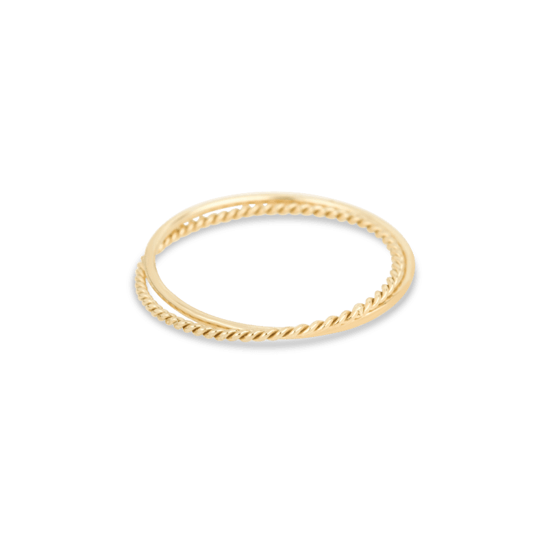 Stone and Strand 14K Yellow Gold Fine Gold Twist and Round Interlocking Band Close Up Image