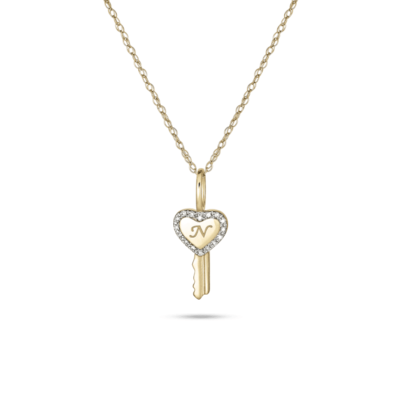 Stone and Strand 10K Yellow Gold Key To My Heart Pave Necklace Close Up Image