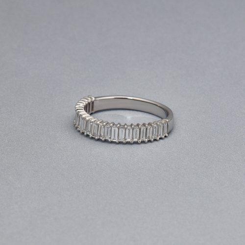 LAB CREATED DIAMOND UP AND DOWN BAGUETTE RING EDITORIAL