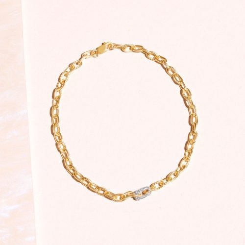 LUXE DIAMOND CHAIN BRACELET EDITORIAL 2