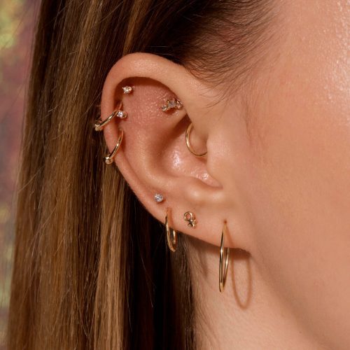 MILGRAIN FIXED BEAD PIERCING EARRING ON BODY