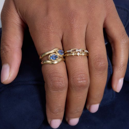 MODEL WEARING RINGS f0895a10 5830 4f9a b2be 252ad59d24a4