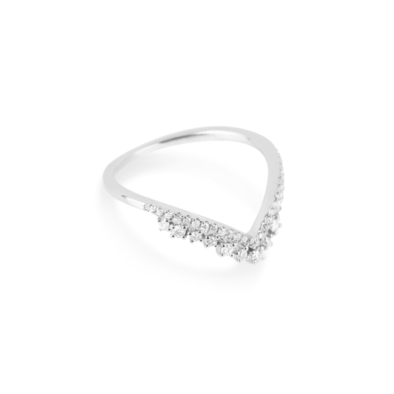 PAVE DIAMOND CURVE BAND SIDE ccdb924b 8f0c 4f5a 8465 d6bc076dc628