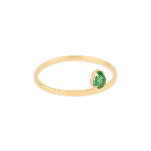 PEAR CUT EMERALD FLAT BAND RING SIDE