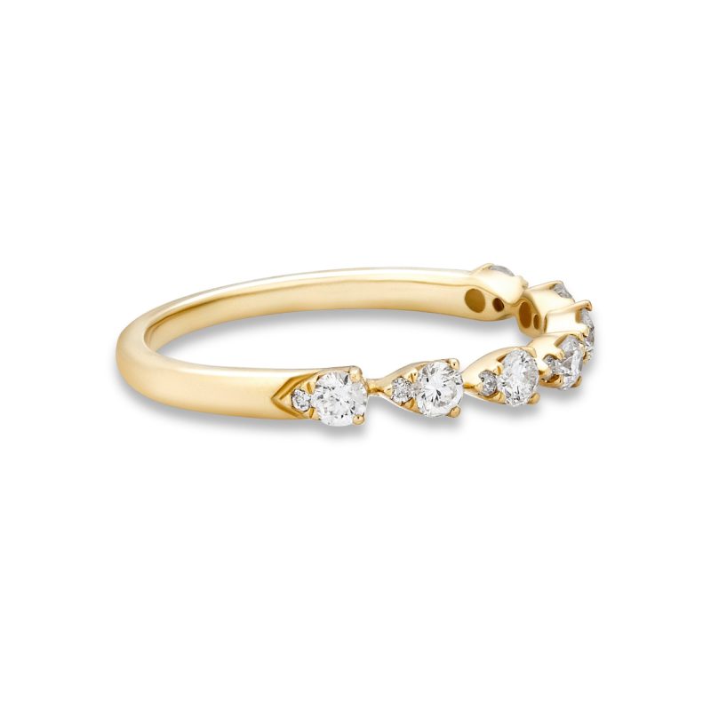 PERFECT PEAR DIAMOND BAND SIDE