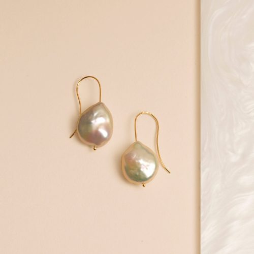 PERFECTLY IMPERFECT BAROQUE PEARL EARRINGS EDITORIAL