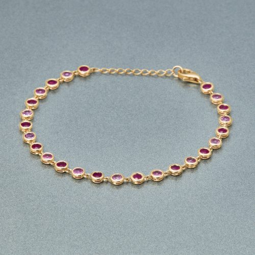 PINK POWER BUBBLE BRACELET EDITORIAL