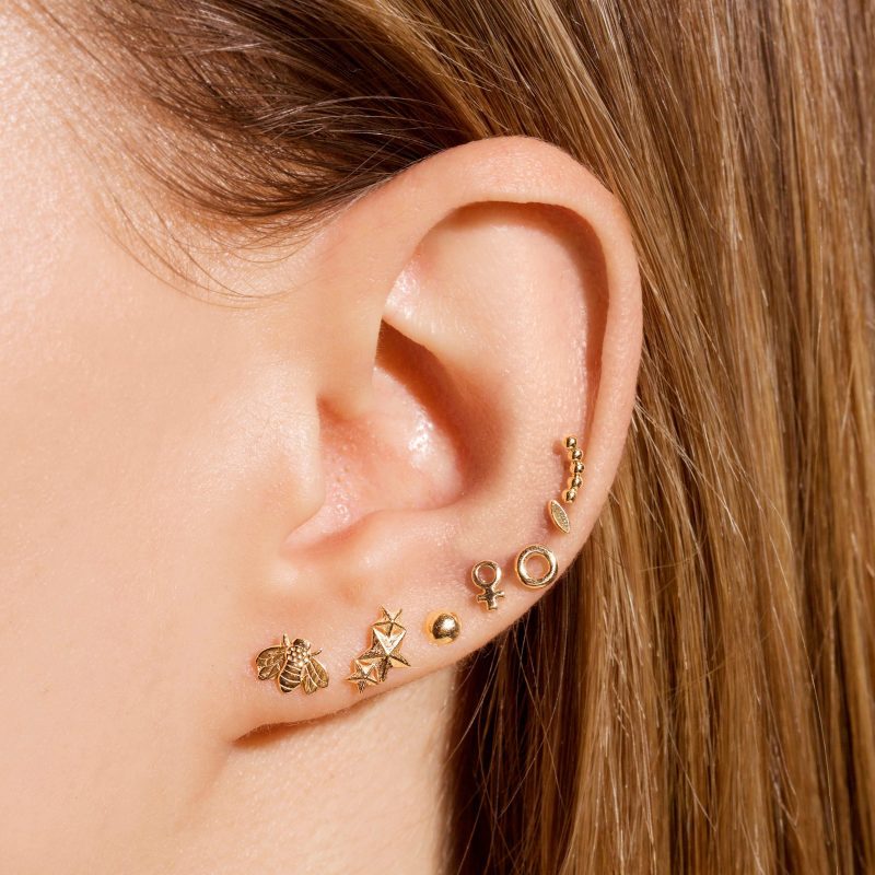 QUEEN BEE PIERCING EARRING WEAR IT WITH