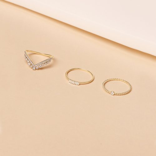 ROSE GOLD BAGUETTE DIAMOND LINE RING EDITORIAL COLLECTION