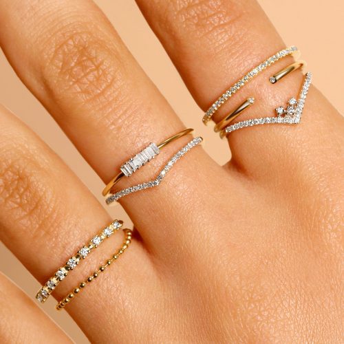 ROSE GOLD BAGUETTE DIAMOND LINE RING WEAR IT WITH