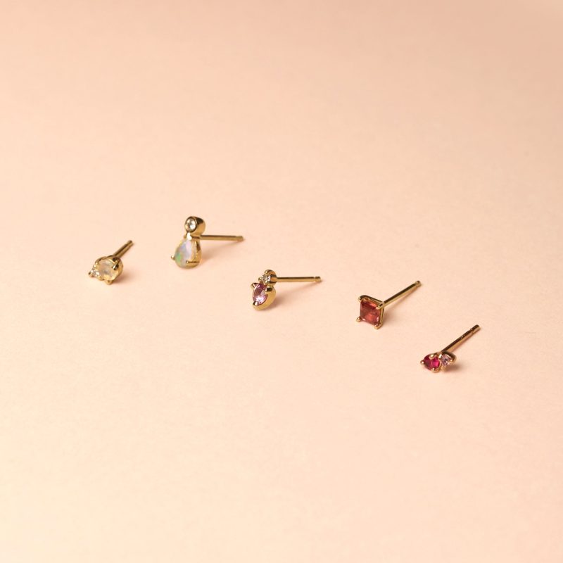 RUBY AND PINK SAPPHIRE PRONG STUD EDITORIAL COLLECTION 3