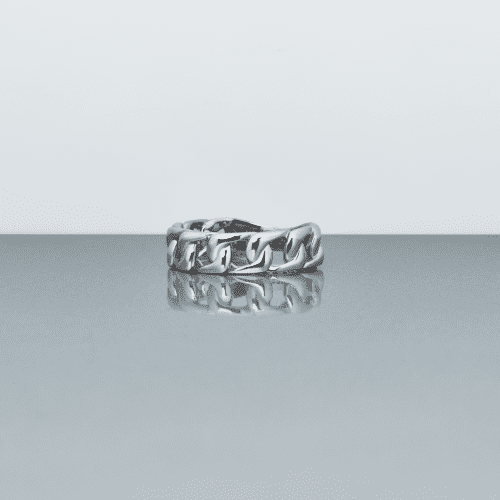 SILVER CHUNKY CHAIN RING EDITORIAL