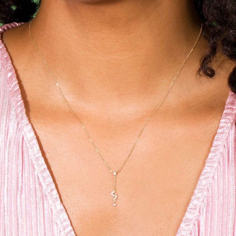 SQUIGGLE LARIAT NECKLACE ON BODY