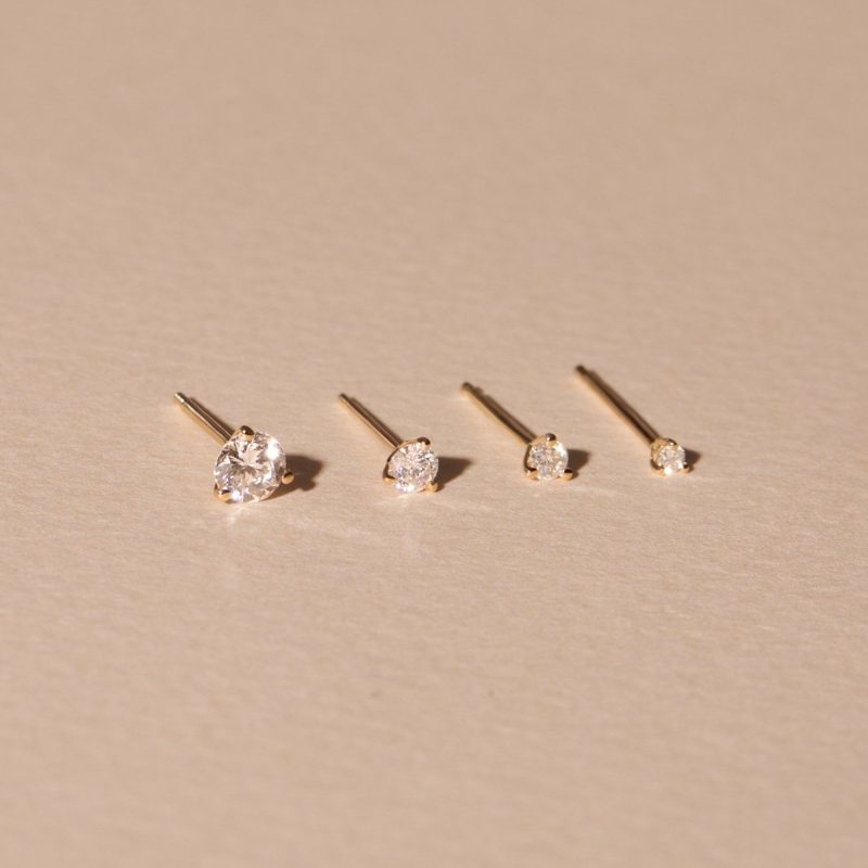 TEENY DIAMOND STUD EDITORIAL COLLECTION