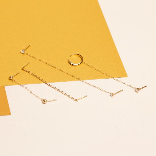 TINY DIAMOND AND EAR CUFF CHAIN EARRING EDITORIAL COLLECTION