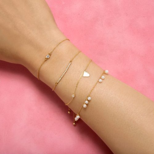 TINY DIAMOND HEART CHARM BRACELET WEAR IT WITH