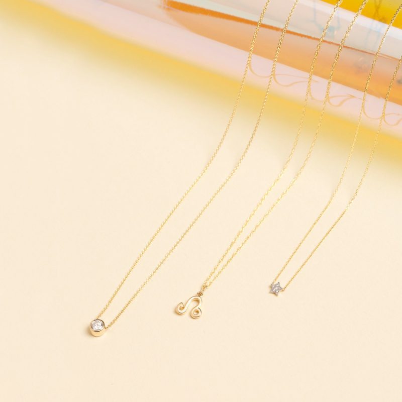 TINY PAVE DIAMOND STAR NECKLACE EDITORIAL COLLECTION 1