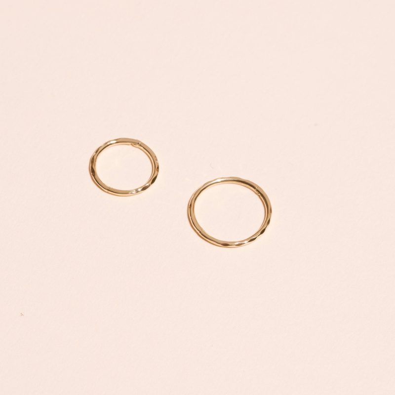 WAVY CLICKER RING EDITORIAL COLLECTION